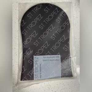 St. Tropez Tan Applicator Mitt